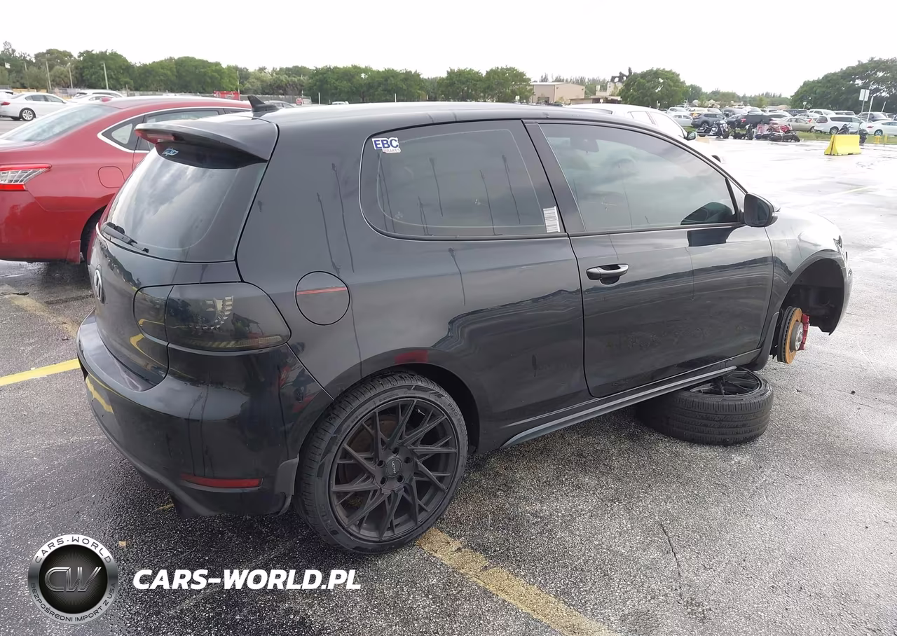 2011 Volkswagen Gti 2-Door Autobahn VIN:WVWEV7AJ8BW282525 - 4
