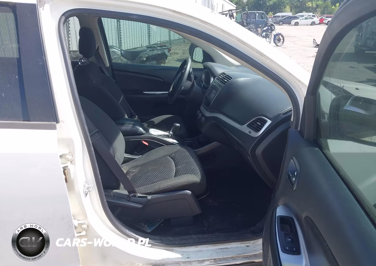 2018 Dodge Journey Se VIN:3C4PDCAB6JT269340 - 5