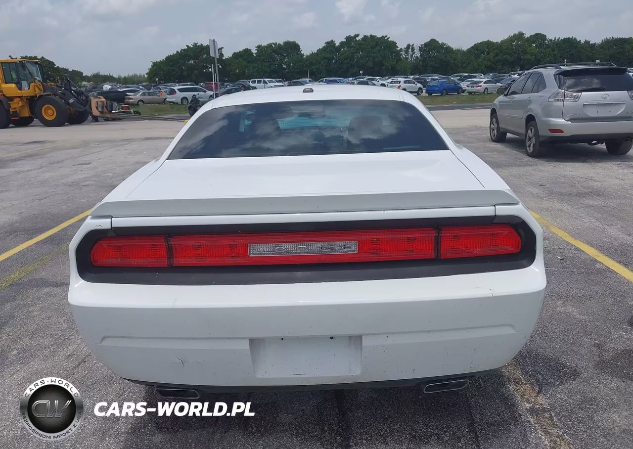2014 Dodge Challenger Sxt VIN:2C3CDYAG9EH101458 - 16