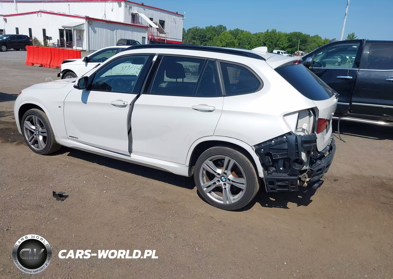 2015 BMW X1 xDrive35I VIN:WBAVM5C5XFVV94619 - 3