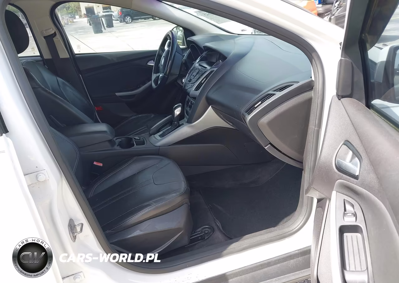 2013 Ford Focus Se VIN:1FADP3F21DL284207 - 5