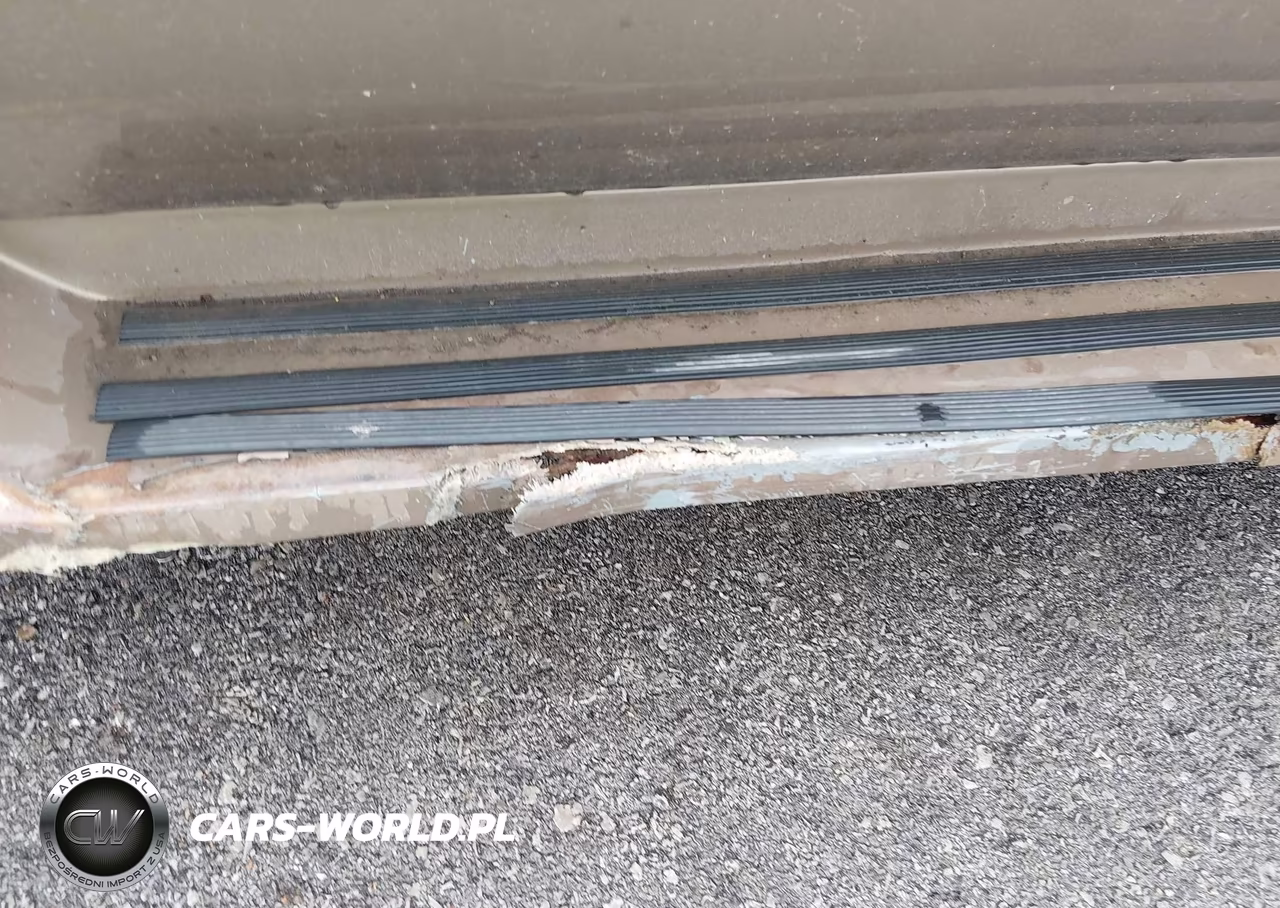 1996 Chevrolet Suburban K1500 VIN:3GNFK16R3TG115229 - 12