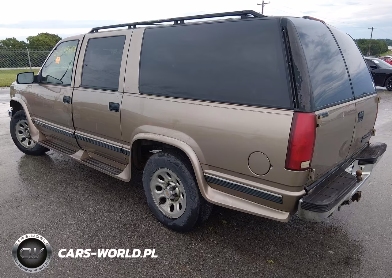 1996 Chevrolet Suburban K1500 VIN:3GNFK16R3TG115229 - 3