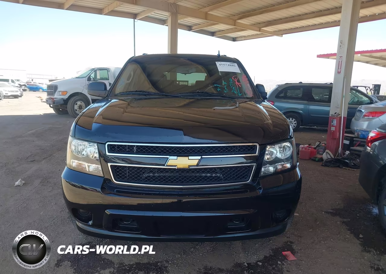 2010 Chevrolet Suburban 1500 Ls VIN:1GNUKHE33AR202770 - 12