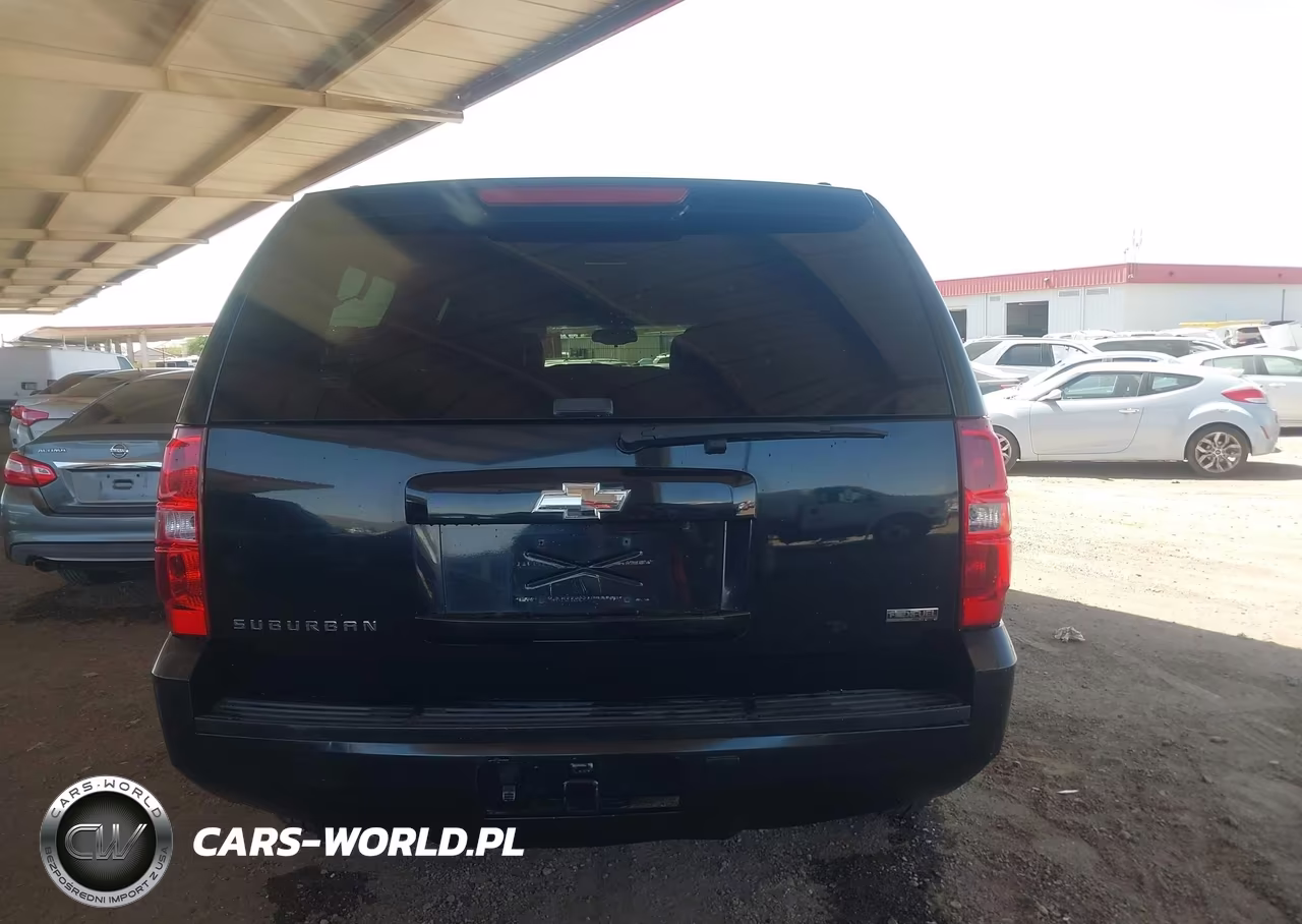 2010 Chevrolet Suburban 1500 Ls VIN:1GNUKHE33AR202770 - 16