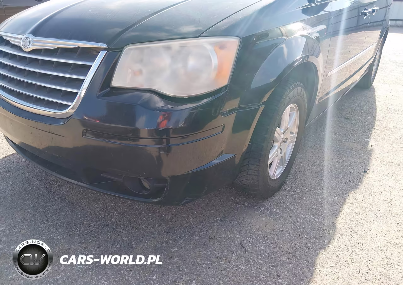 2010 Chrysler Town & Country Touring VIN:2A4RR5D17AR266078 - 6