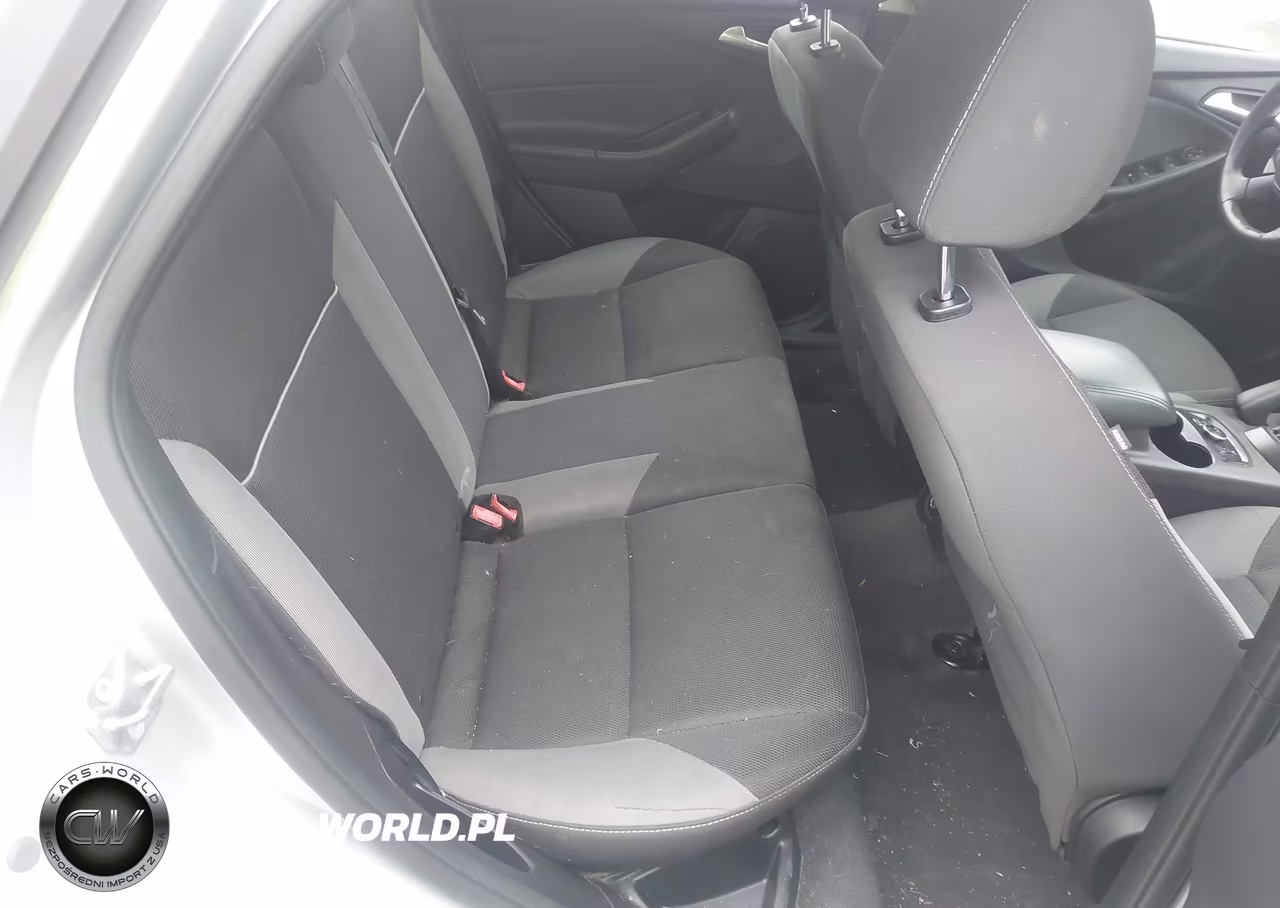 2014 Ford Focus Se VIN:1FADP3K24EL304778 - 8