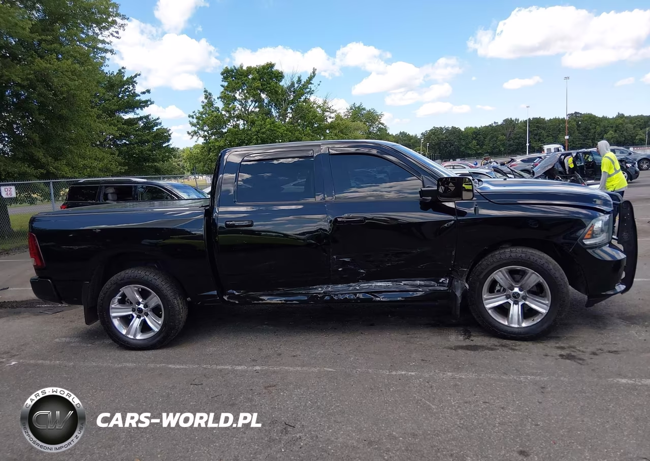 2014 Ram 1500 Sport VIN:1C6RR7MT3ES312567 - 13