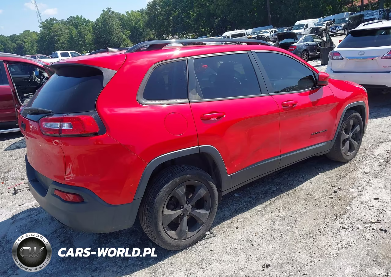 2018 Jeep Cherokee Latitude Fwd VIN:1C4PJLCB4JD620242 - 4