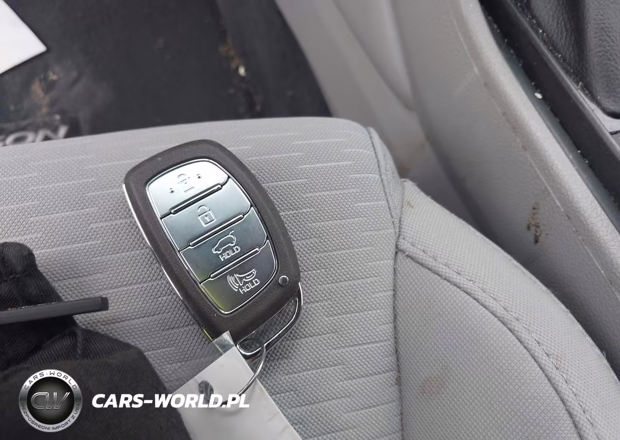 2021 Hyundai Tucson Value VIN:KM8J3CA41MU388266 - 11