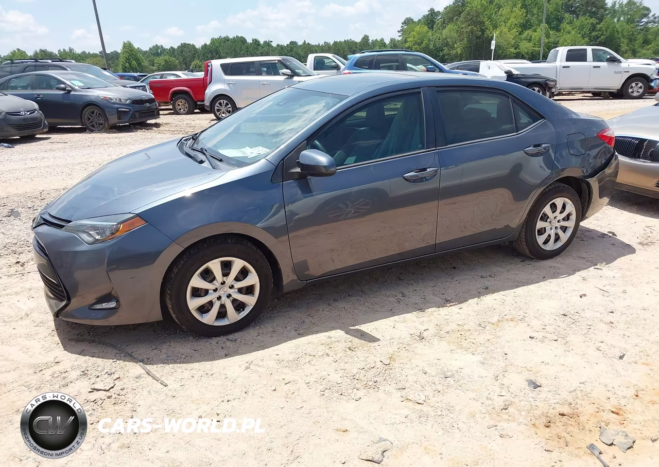 2018 Toyota Corolla Le VIN:2T1BURHE7JC005186 - 2