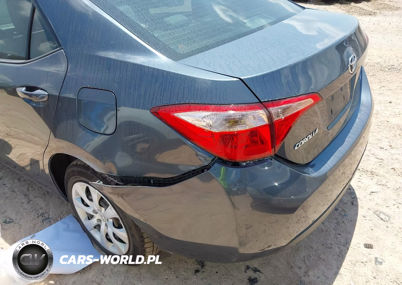 2018 Toyota Corolla Le VIN:2T1BURHE7JC005186 - 6