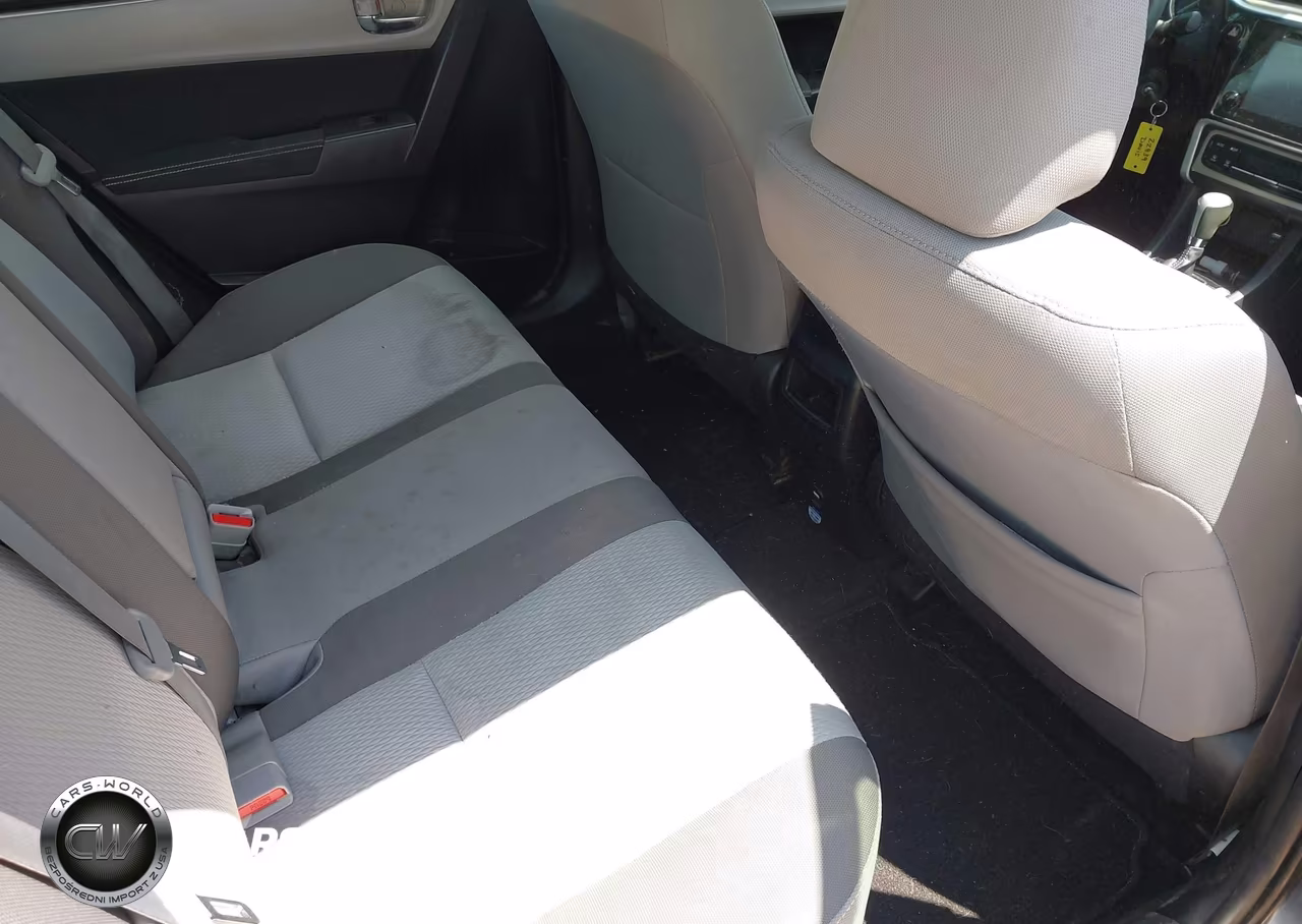 2018 Toyota Corolla Le VIN:2T1BURHE7JC005186 - 8