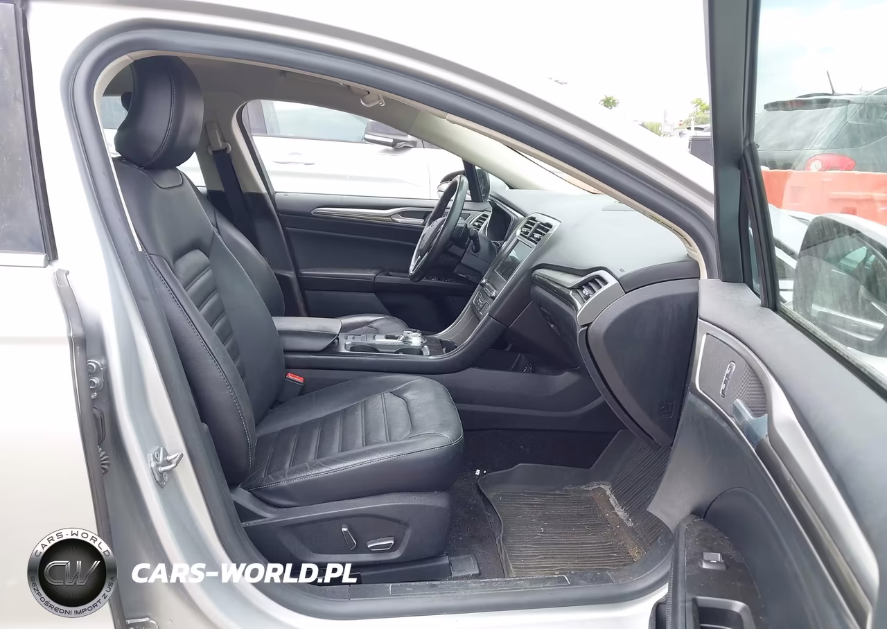 2017 Ford Fusion Se VIN:3FA6P0HD0HR396137 - 5