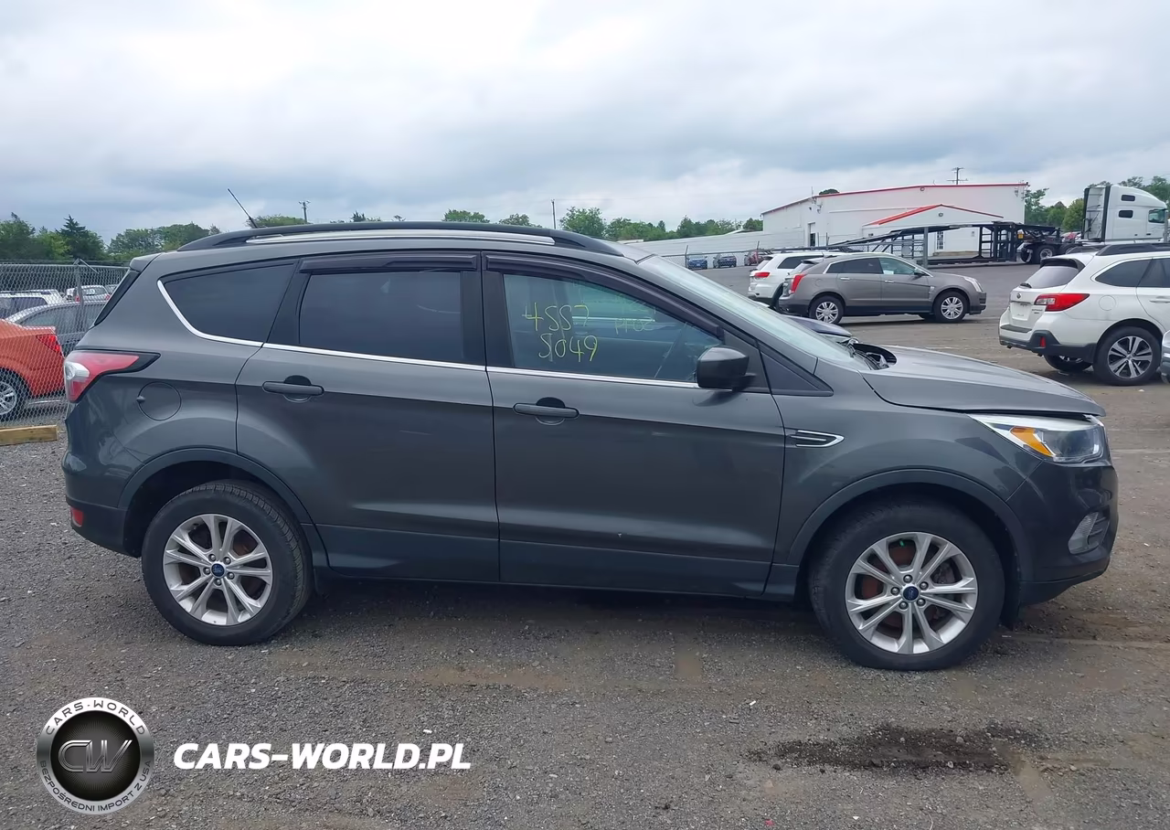 2018 Ford Escape Se VIN:1FMCU9GDXJUC24154 - 13