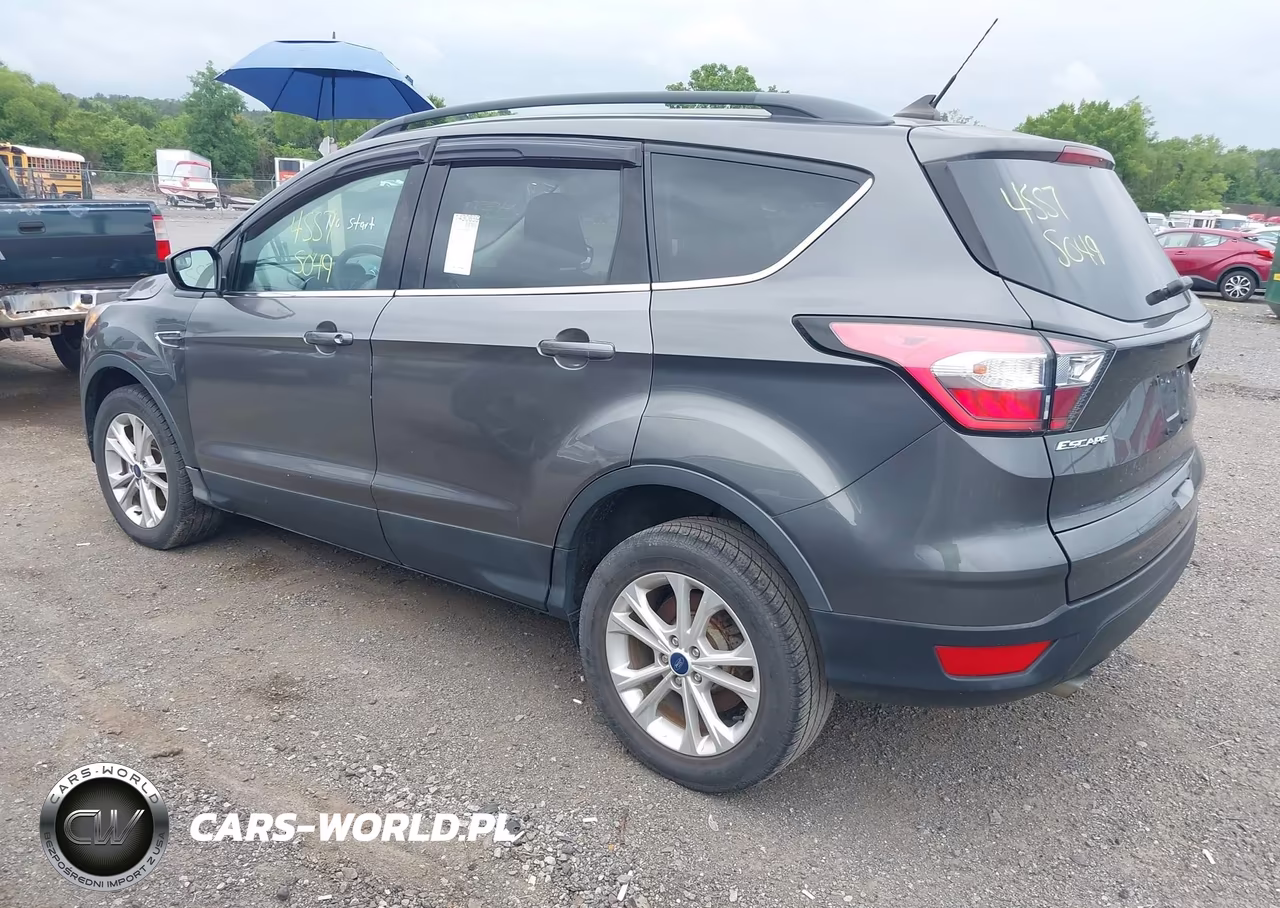 2018 Ford Escape Se VIN:1FMCU9GDXJUC24154 - 3