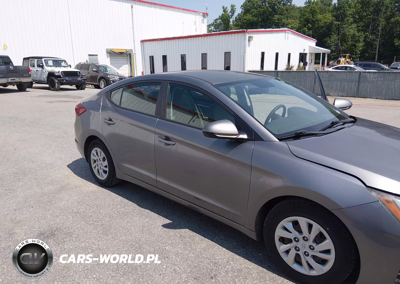 2019 Hyundai Elantra Se VIN:5NPD74LF5KH490610 - 6