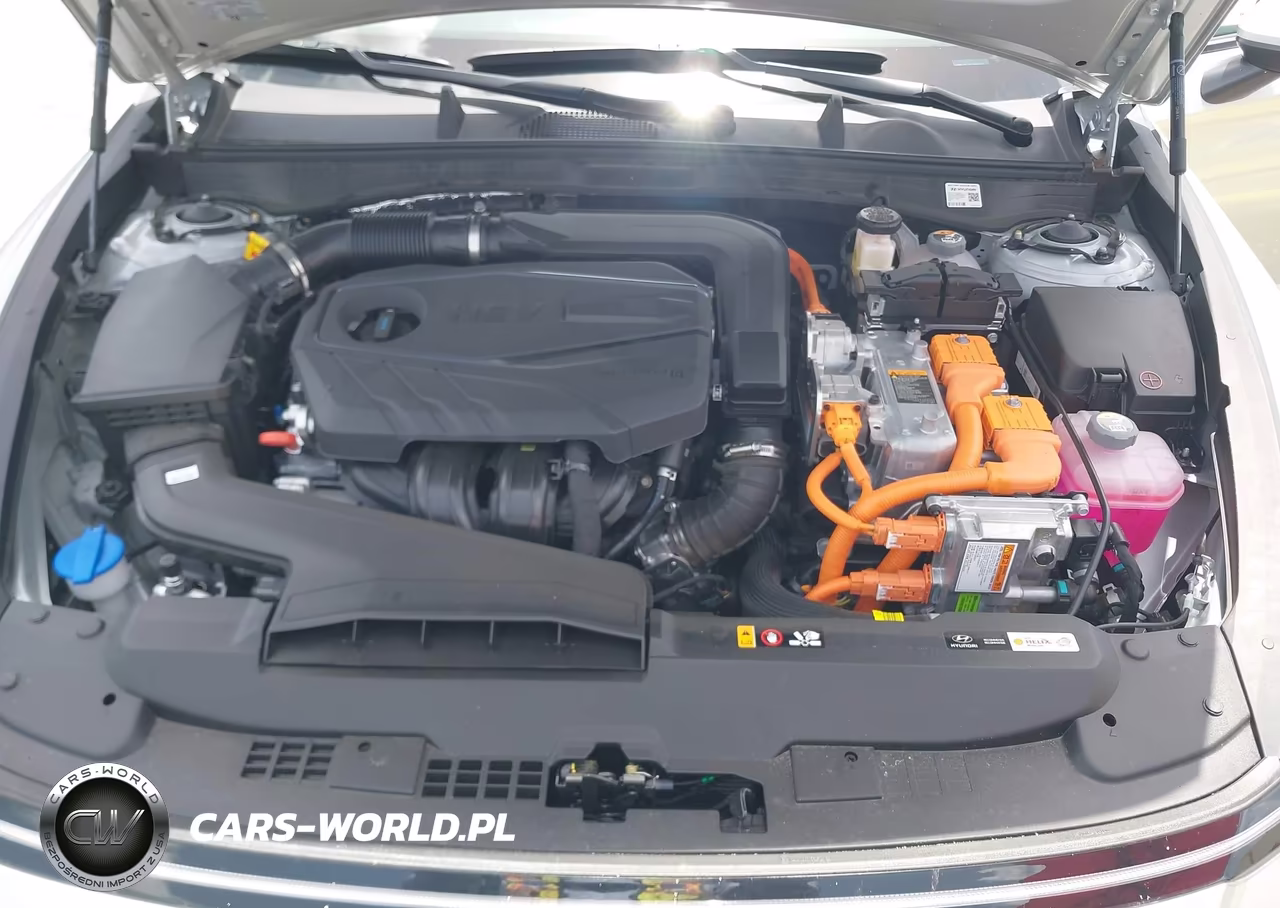 2026 Hyundai Sonata Hybrid Blue VIN:KMHL24JJ0TA154353 - 10