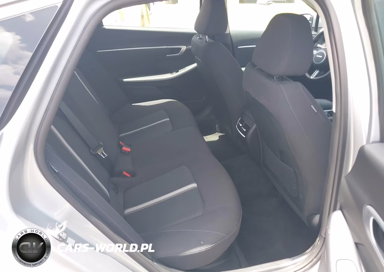 2026 Hyundai Sonata Hybrid Blue VIN:KMHL24JJ0TA154353 - 8
