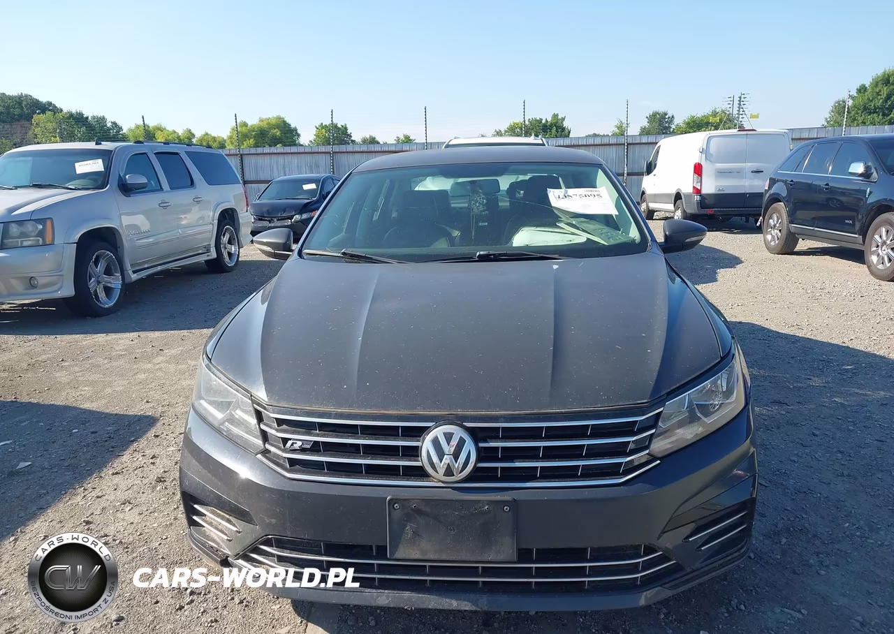 2017 Volkswagen Passat 1.8T R-Line VIN:1VWDT7A30HC034277 - 12