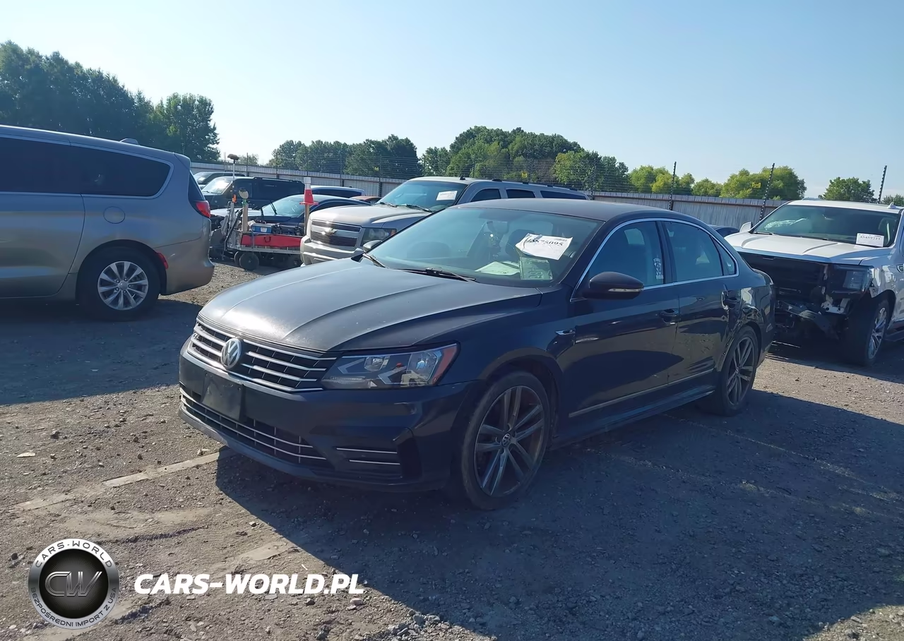 2017 Volkswagen Passat 1.8T R-Line VIN:1VWDT7A30HC034277 - 2