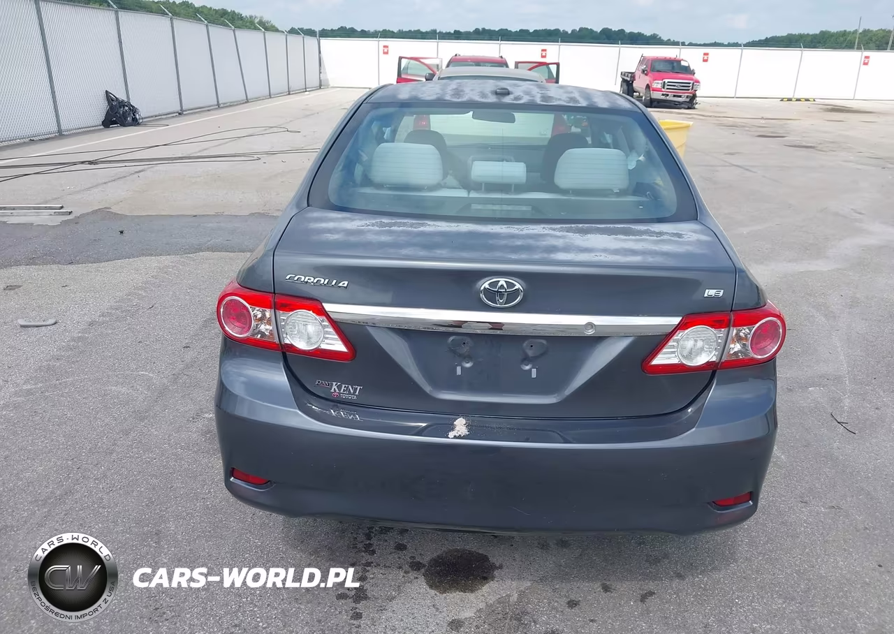 2011 Toyota Corolla Le VIN:2T1BU4EE1BC696448 - 17