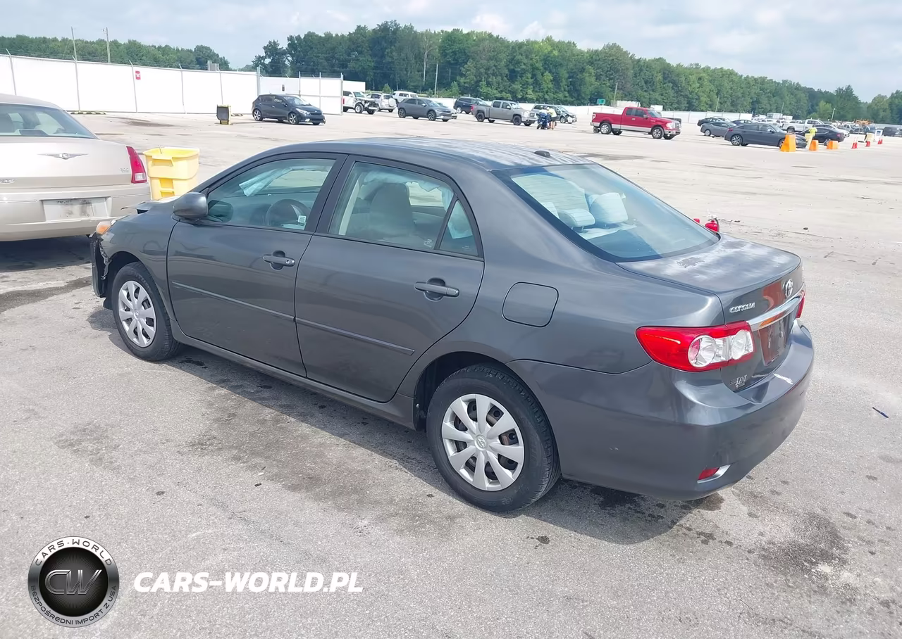 2011 Toyota Corolla Le VIN:2T1BU4EE1BC696448 - 3