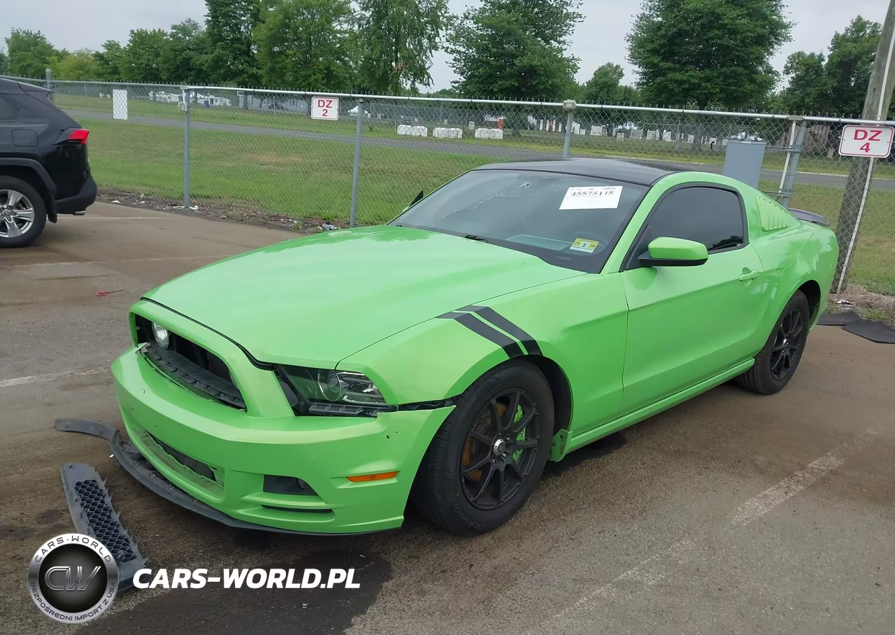 2014 Ford Mustang V6 VIN:1ZVBP8AM9E5318176 - 2