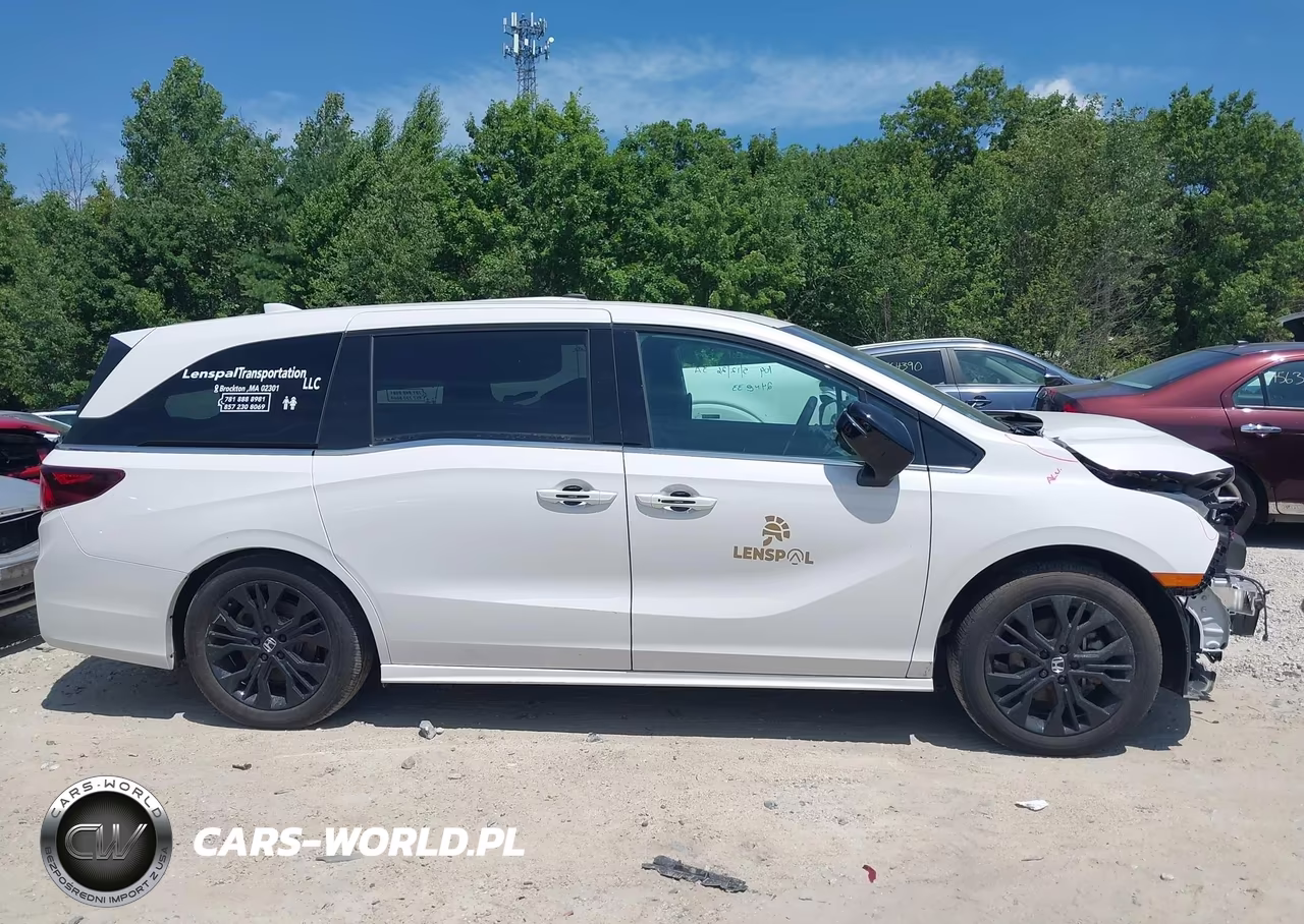2025 Honda Odyssey Sport-L VIN:5FNRL6H73SB075461 - 14