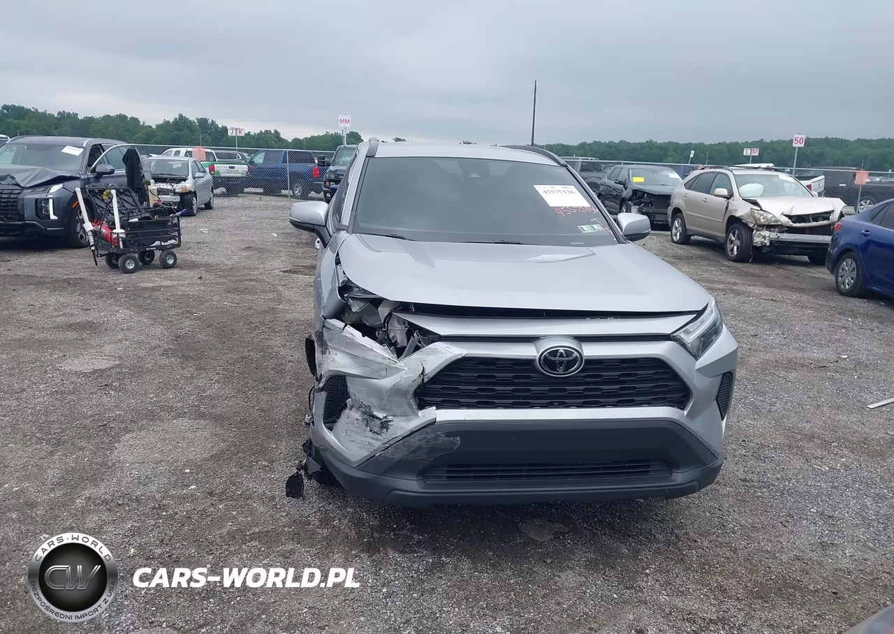 2023 Toyota Rav4 Xle VIN:2T3W1RFV8PW251885 - 12