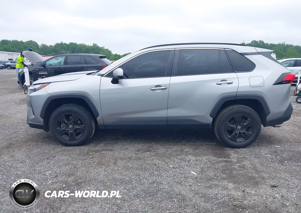 2023 Toyota Rav4 Xle VIN:2T3W1RFV8PW251885 - 14