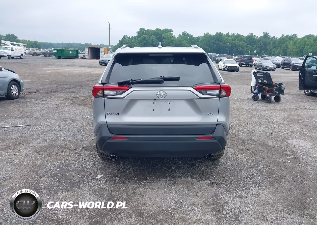 2023 Toyota Rav4 Xle VIN:2T3W1RFV8PW251885 - 16