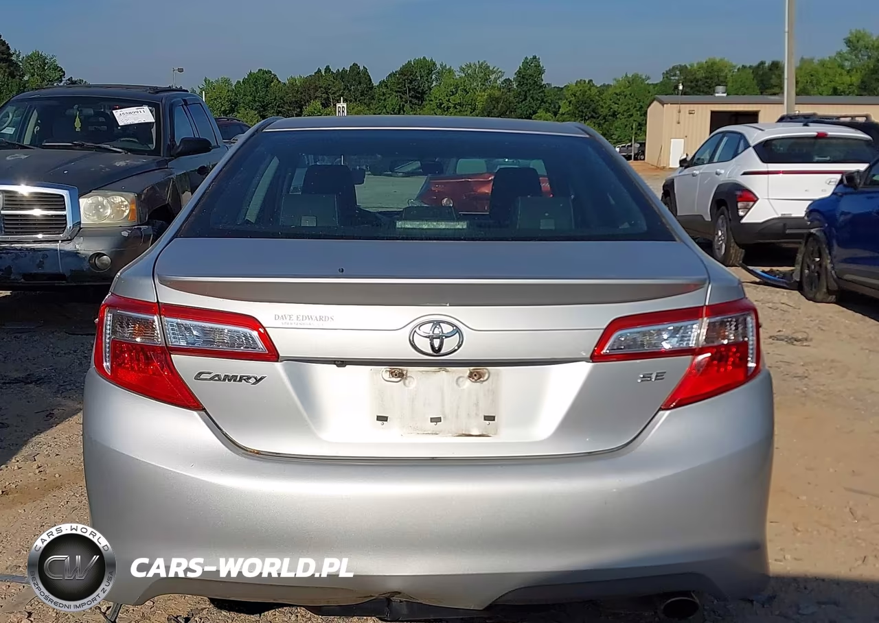 2014 Toyota Camry Se VIN:4T1BF1FK7EU452920 - 16