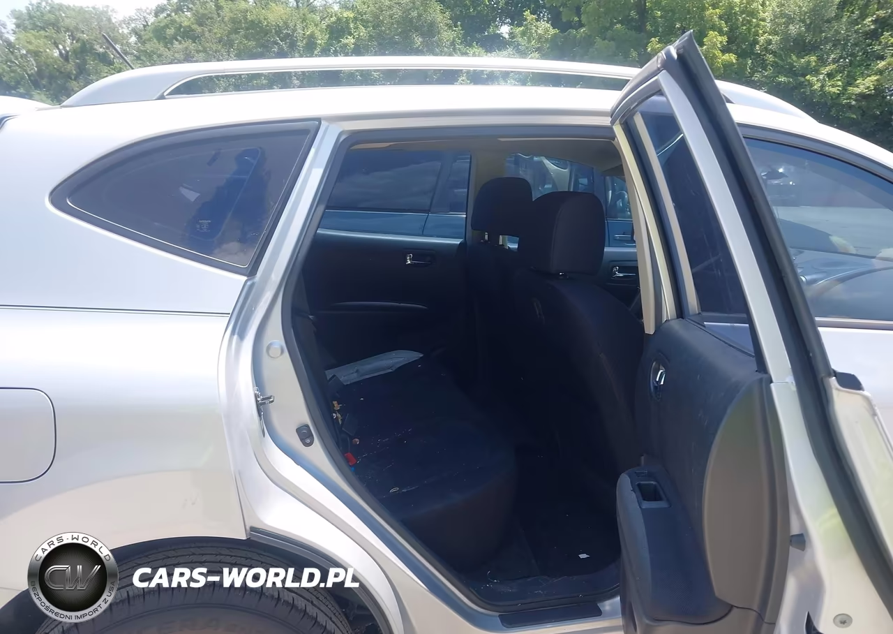 2015 Nissan Rogue Select S VIN:JN8AS5MT7FW667884 - 8