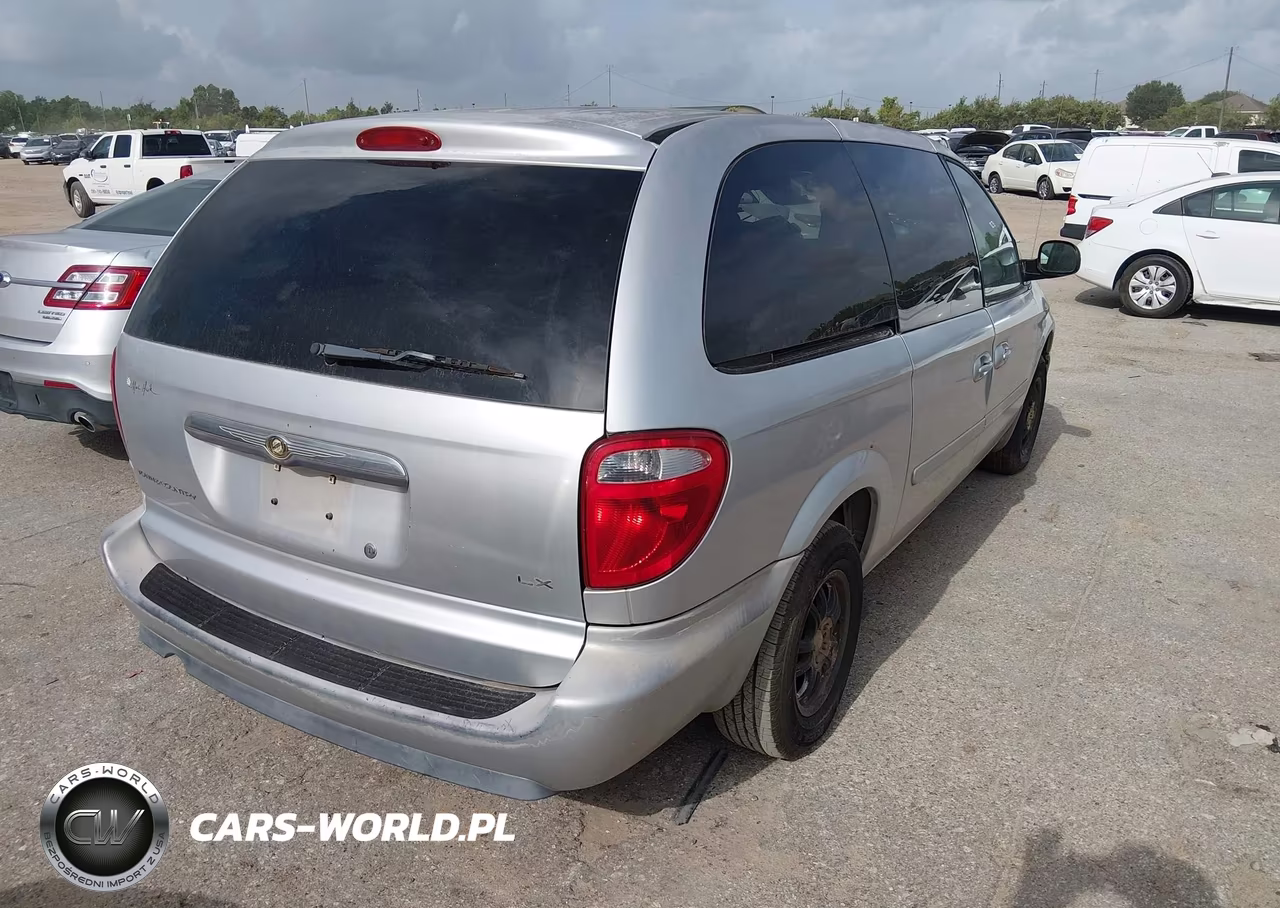 2007 Chrysler Town & Country Lx VIN:2A4GP44R37R330574 - 3
