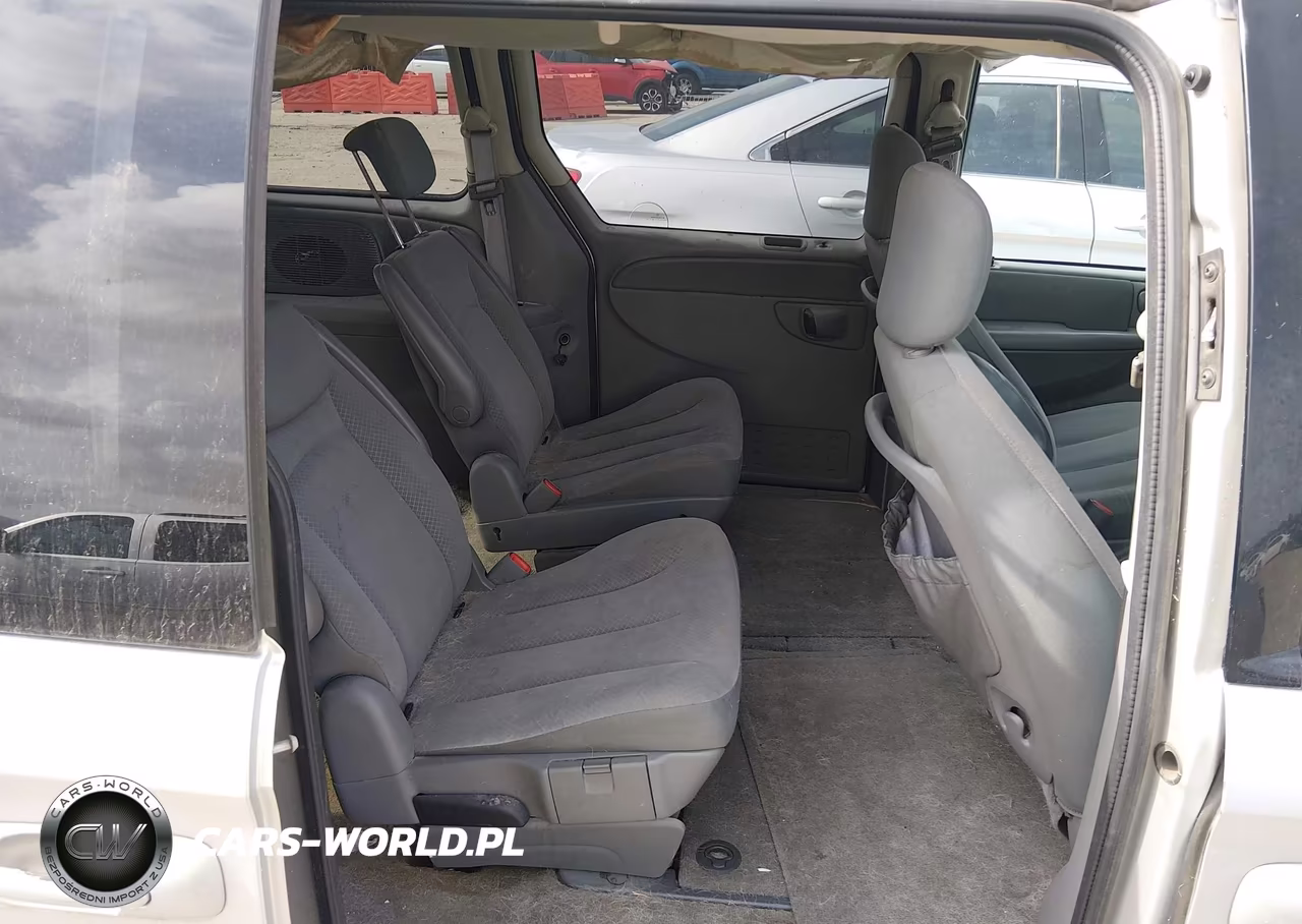 2007 Chrysler Town & Country Lx VIN:2A4GP44R37R330574 - 8