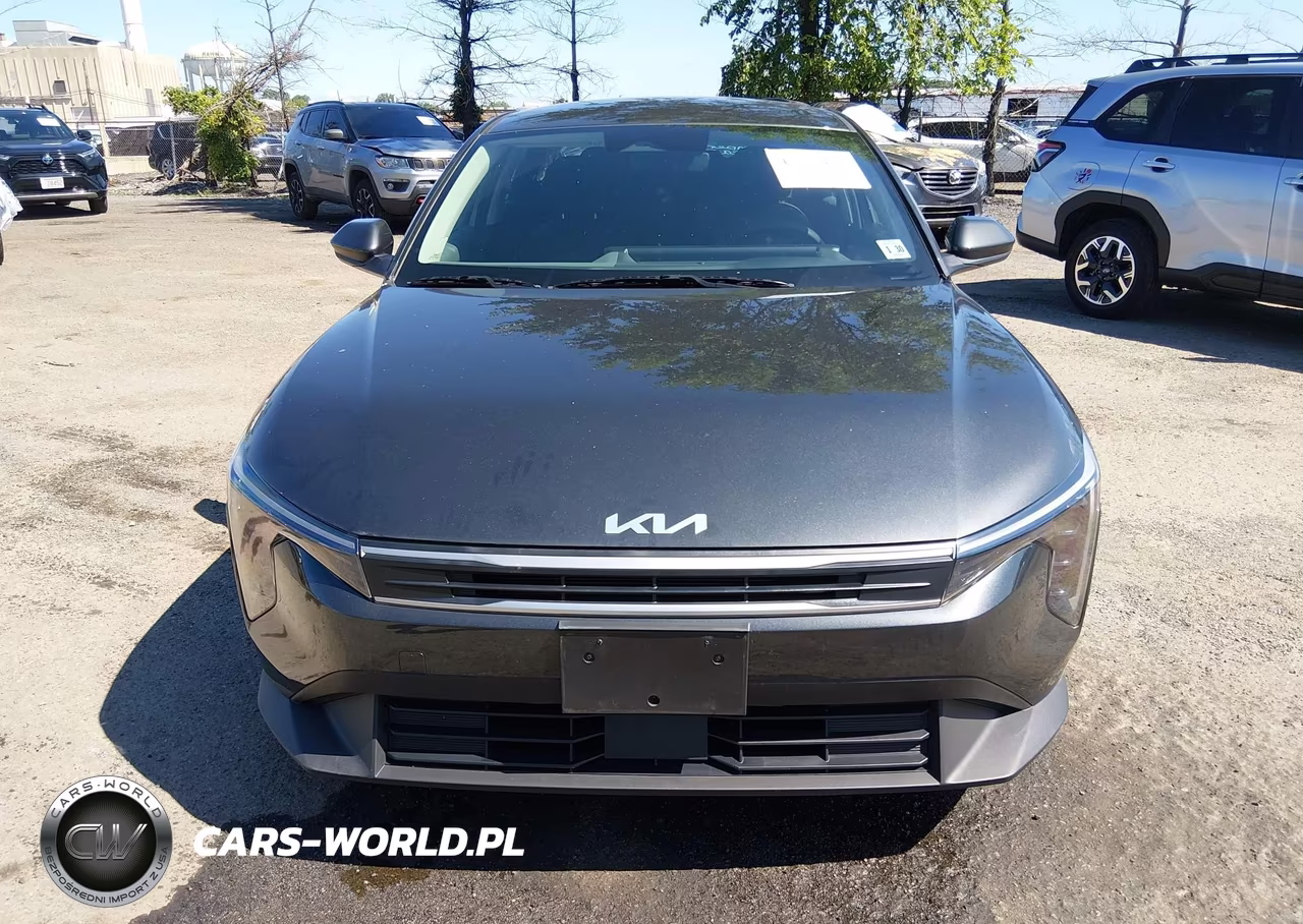 2025 Kia K4 Lxs VIN:3KPFT4DE1SE037261 - 12