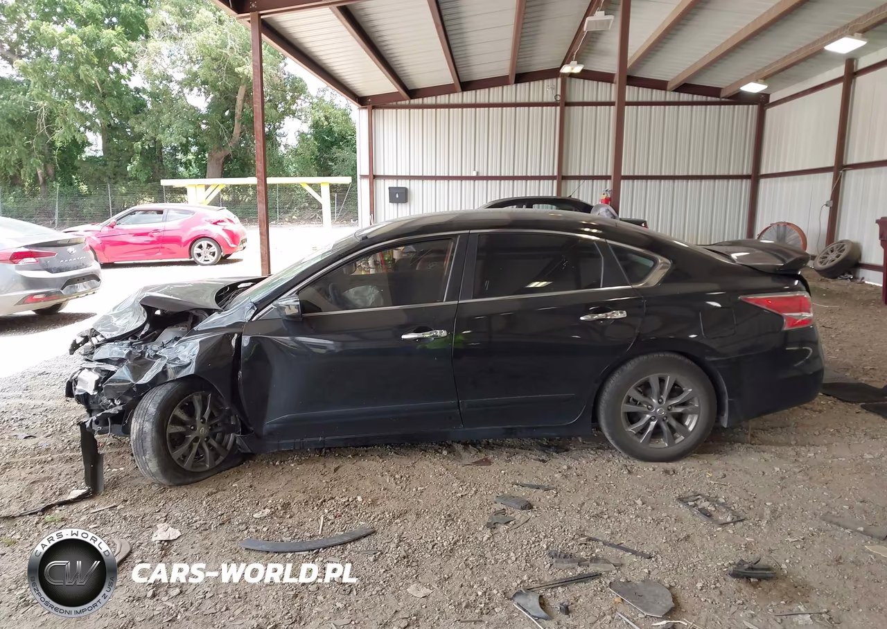 2015 Nissan Altima 2.5 S VIN:1N4AL3AP6FC213556 - 14