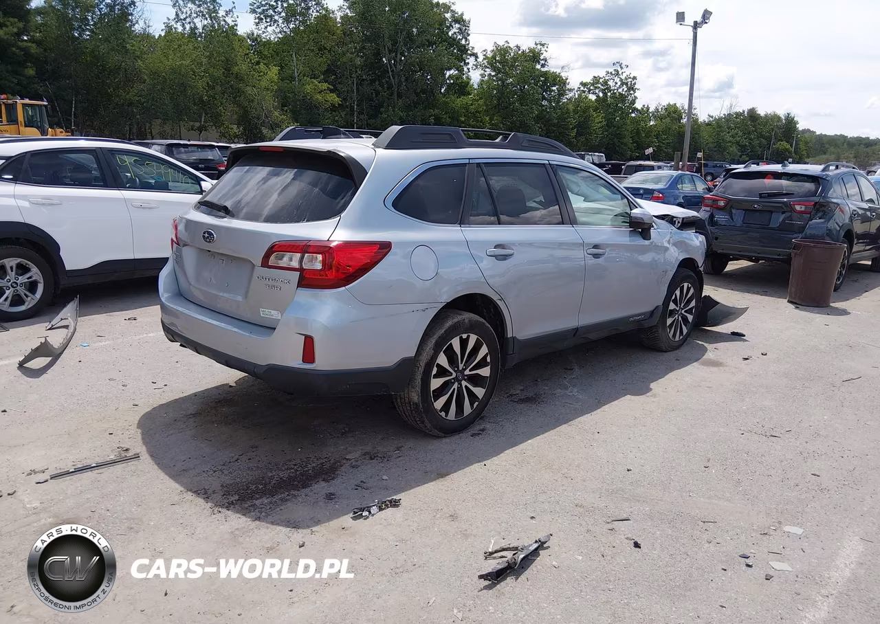 2016 Subaru Outback 3.6R Limited VIN:4S4BSENC8G3283643 - 4