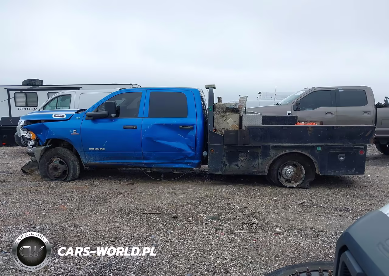 2021 Ram 3500 Chassis Tradesman-Slt-Laramie-Limited VIN:3C7WRTCLXMG625744 - 17