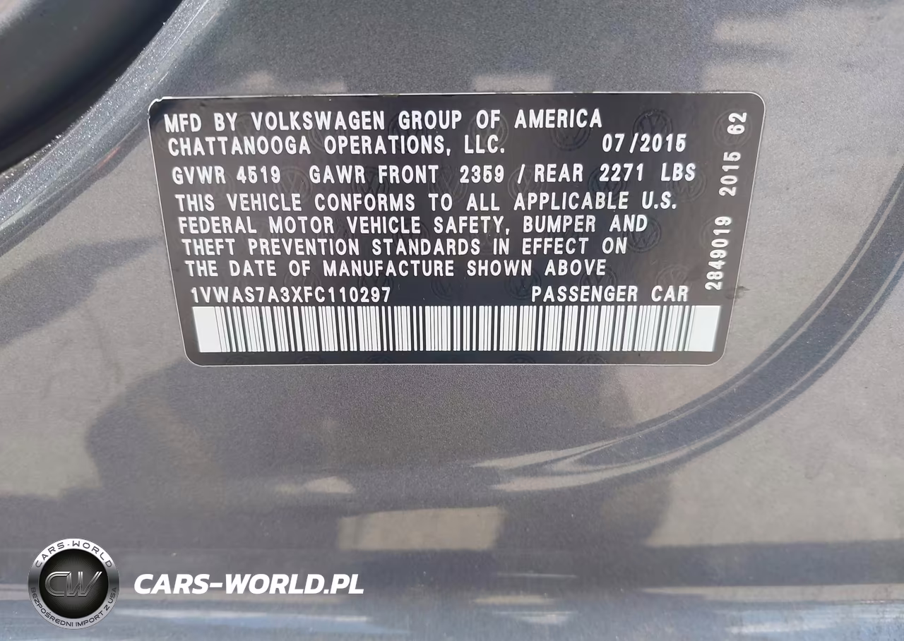 2015 Volkswagen Passat 1.8T Limited Edition VIN:1VWAS7A3XFC110297 - 9