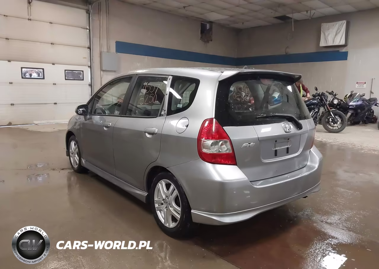 2007 Honda Fit Sport VIN:JHMGD37687S063150 - 3