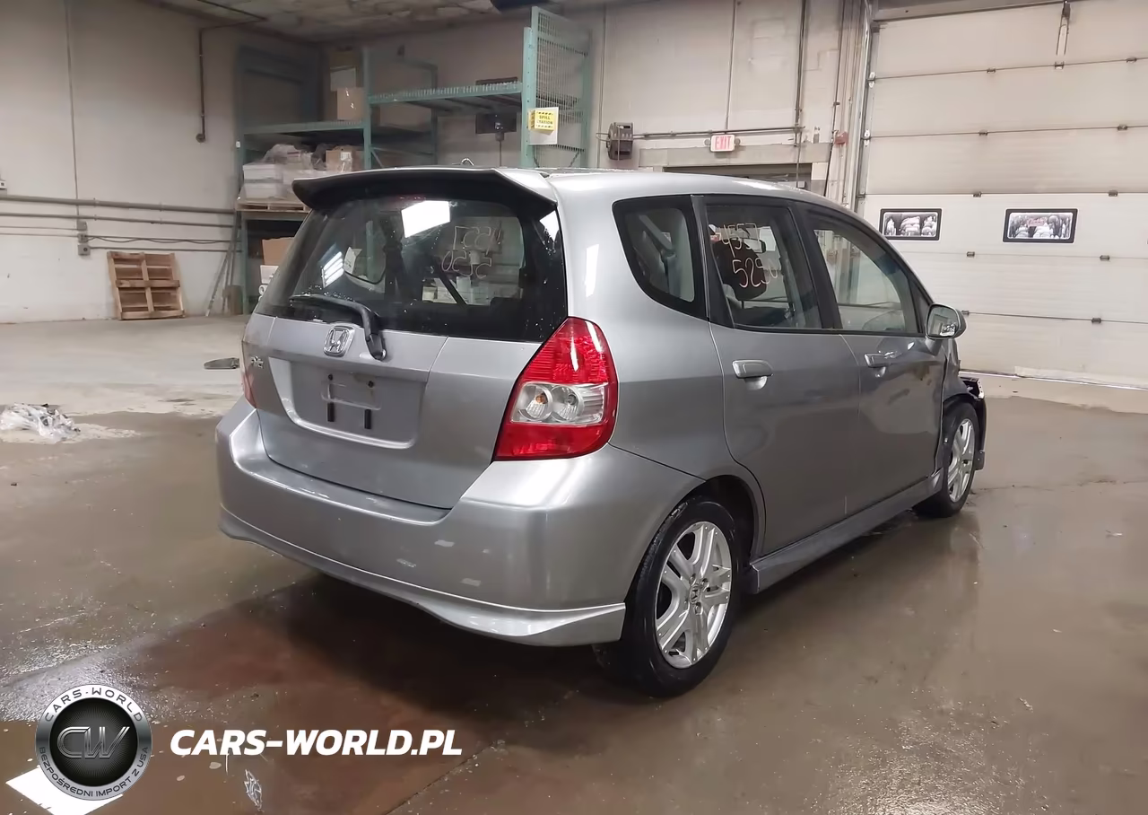 2007 Honda Fit Sport VIN:JHMGD37687S063150 - 4