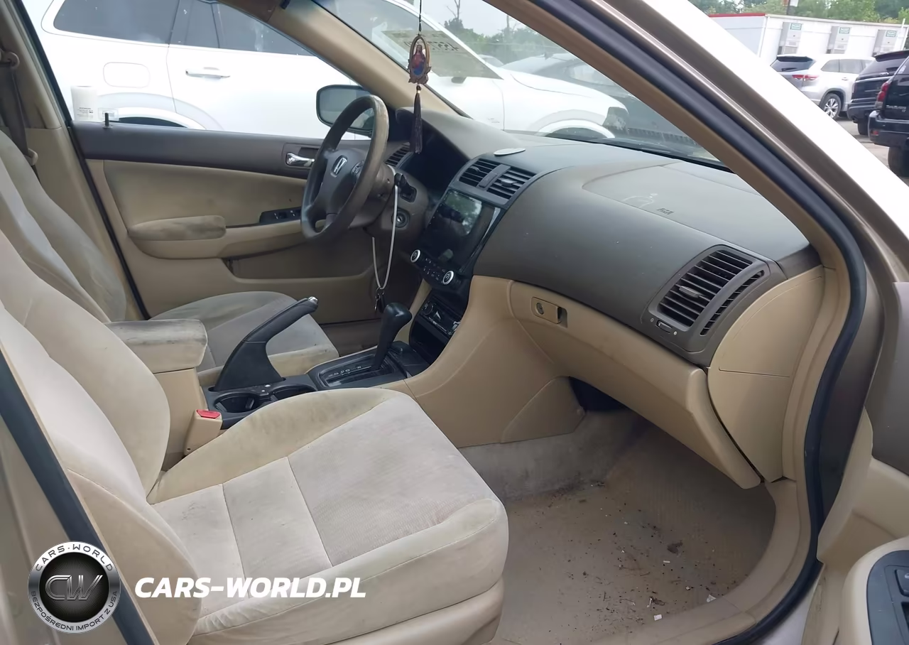2003 Honda Accord Sdn Lx VIN:1HGCM56353A077284 - 5