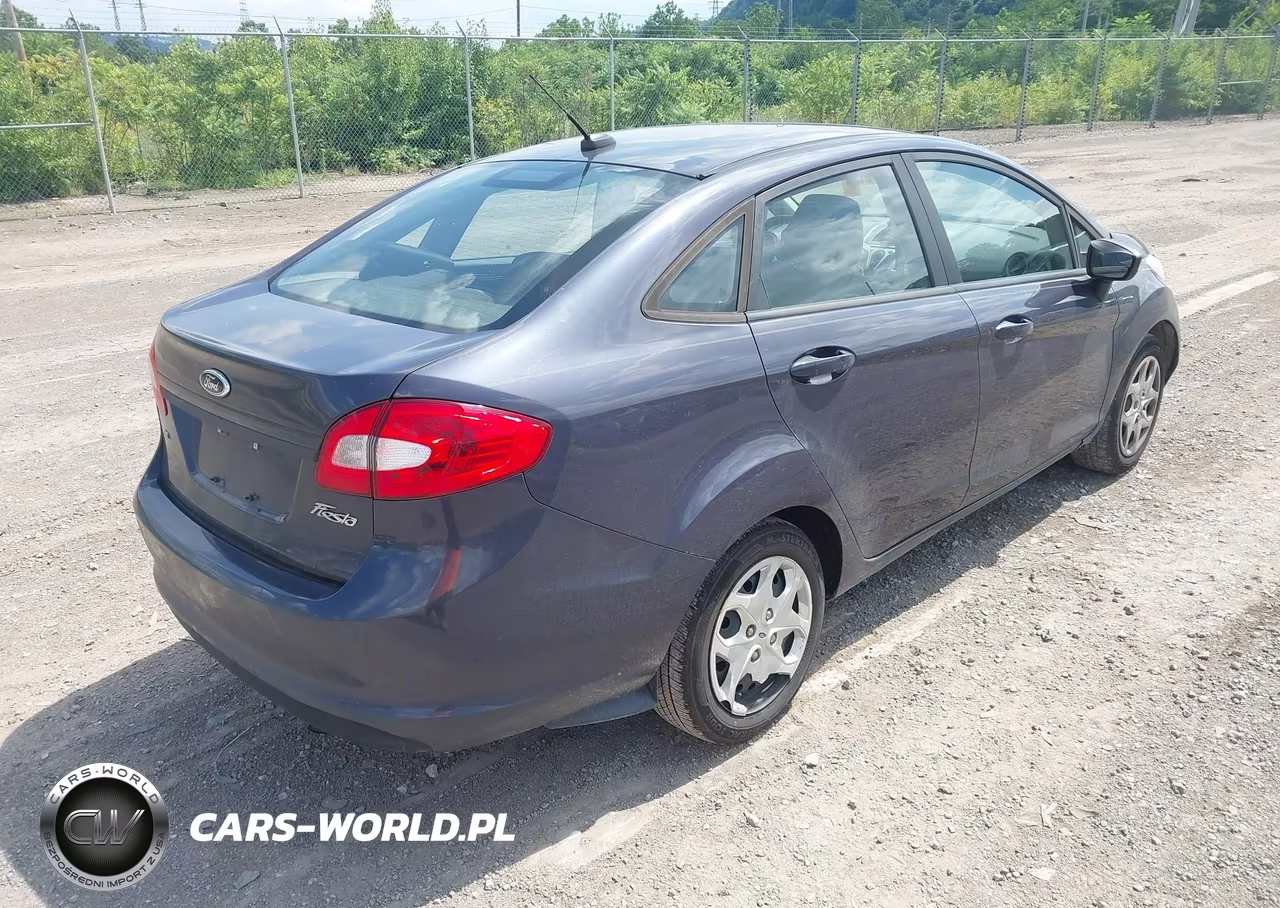 2013 Ford Fiesta Se VIN:3FADP4BJ6DM162055 - 4