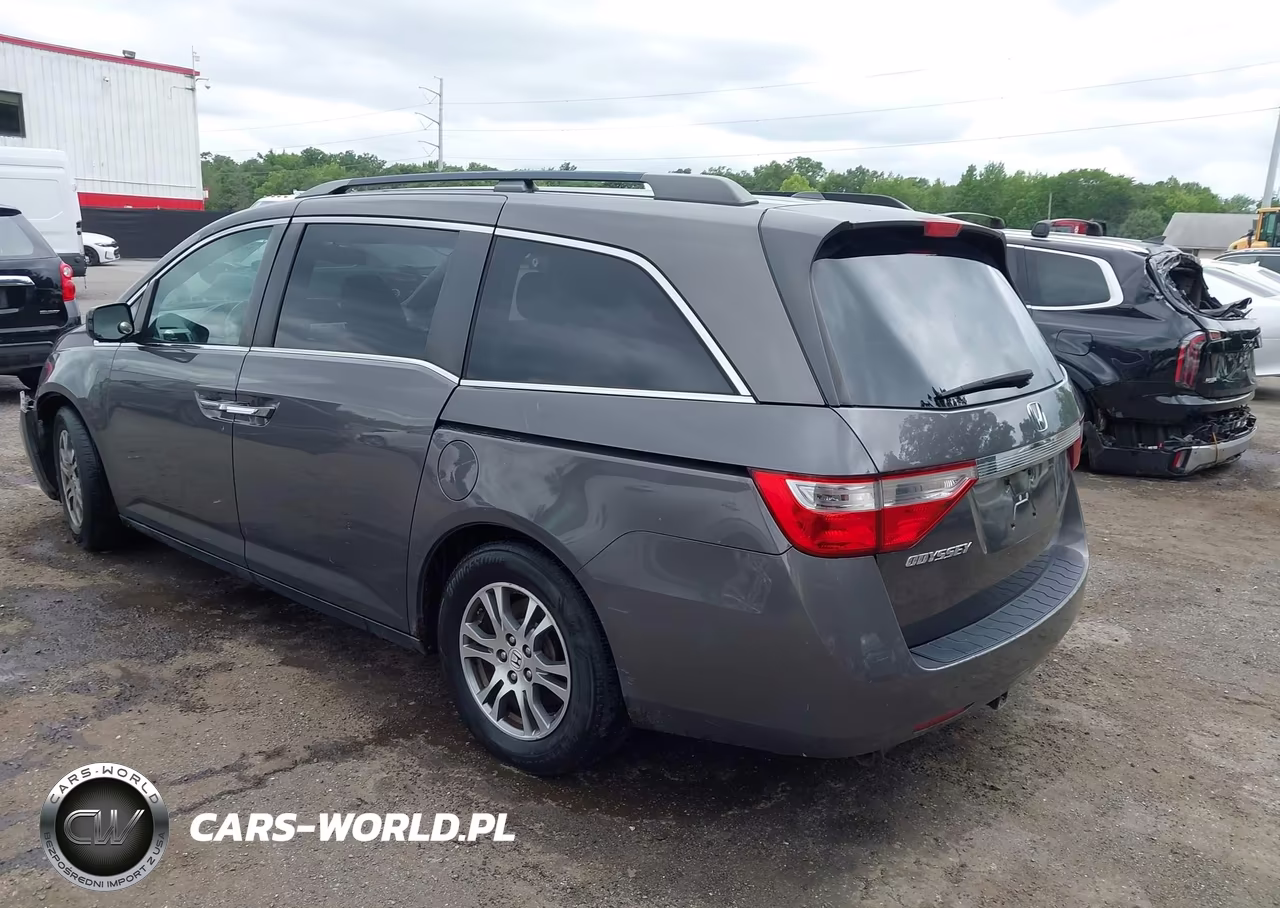 2013 Honda Odyssey Ex-L VIN:5FNRL5H65DB091701 - 3