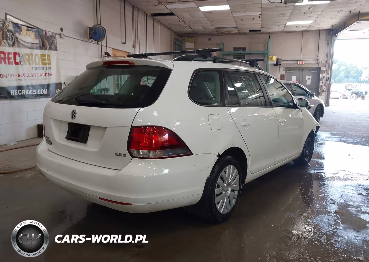 2012 Volkswagen Jetta Sportwagen 2.5L S VIN:3VWPP7AJ7CM604802 - 4