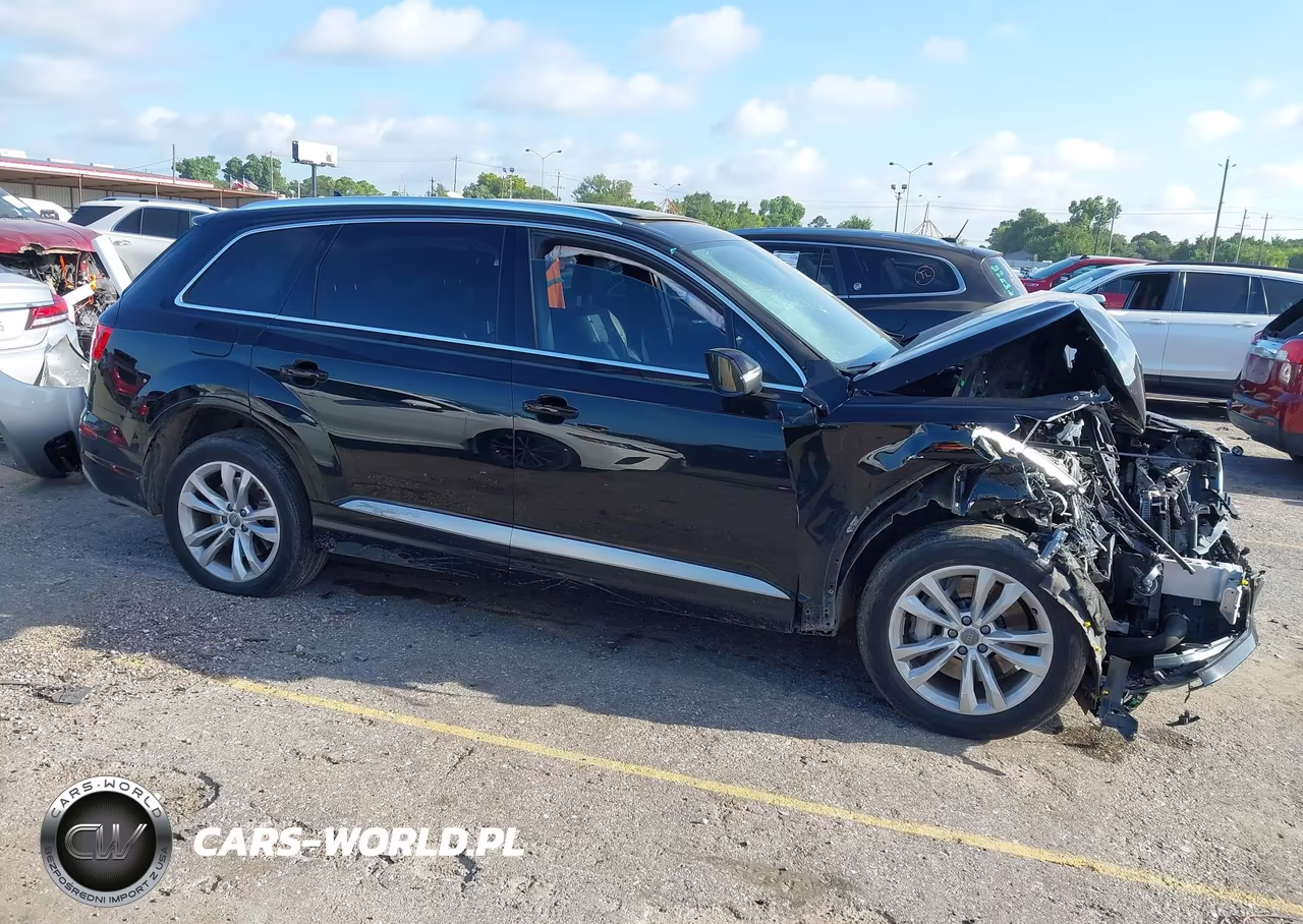 2018 Audi Q7 2.0T Premium VIN:WA1LHAF72JD006726 - 13