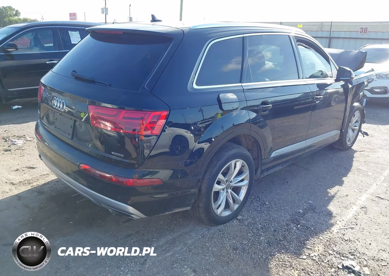2018 Audi Q7 2.0T Premium VIN:WA1LHAF72JD006726 - 4
