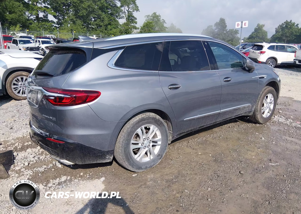 2018 Buick Enclave Essence VIN:5GAEVAKWXJJ228390 - 4